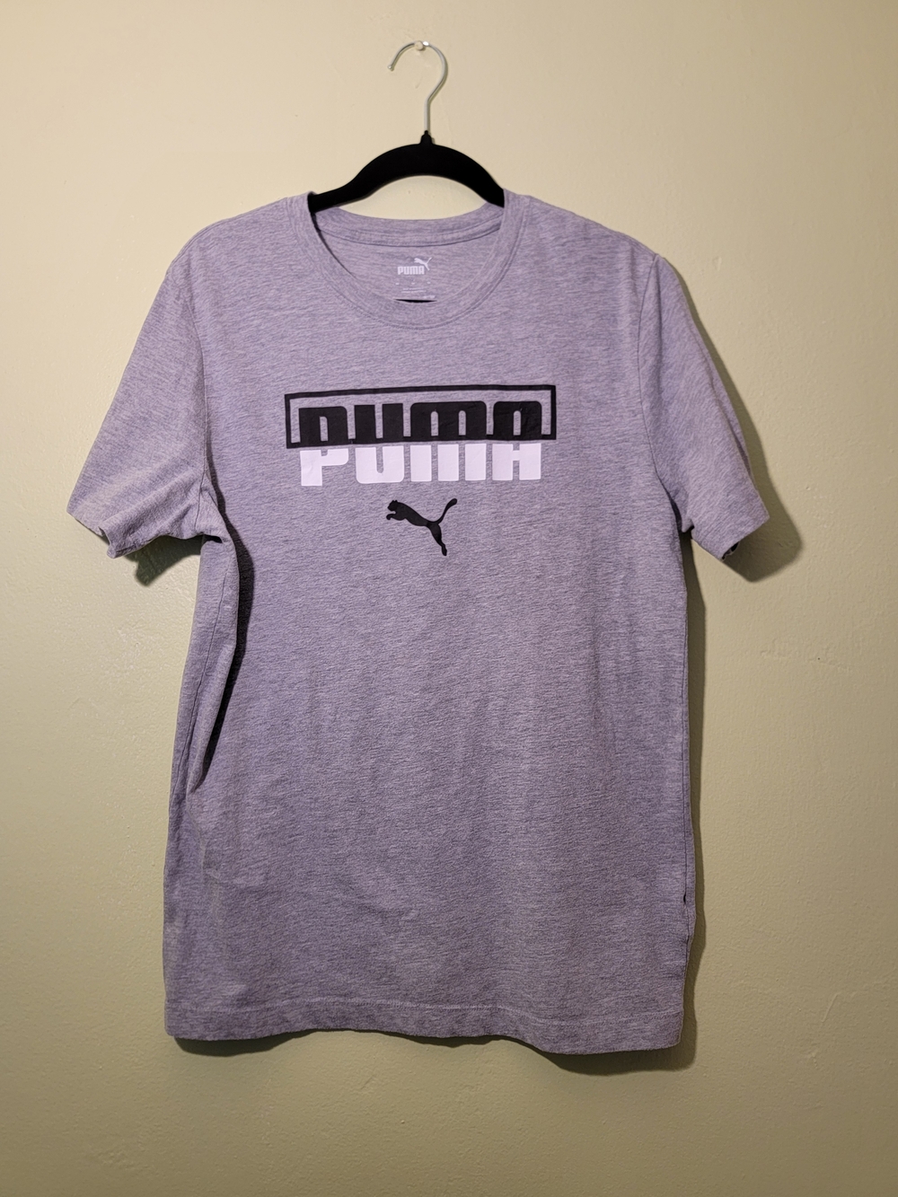 Puma Men’s Gray Heather Logo Short Sleeve Tee